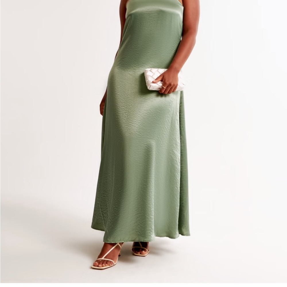 Abercrombie strapless trapeze maxi dress